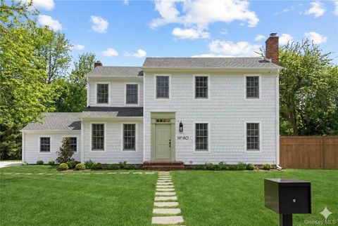 Photo of 180 Highland Avenue, Northport, NY 11768 (MLS # 964383)