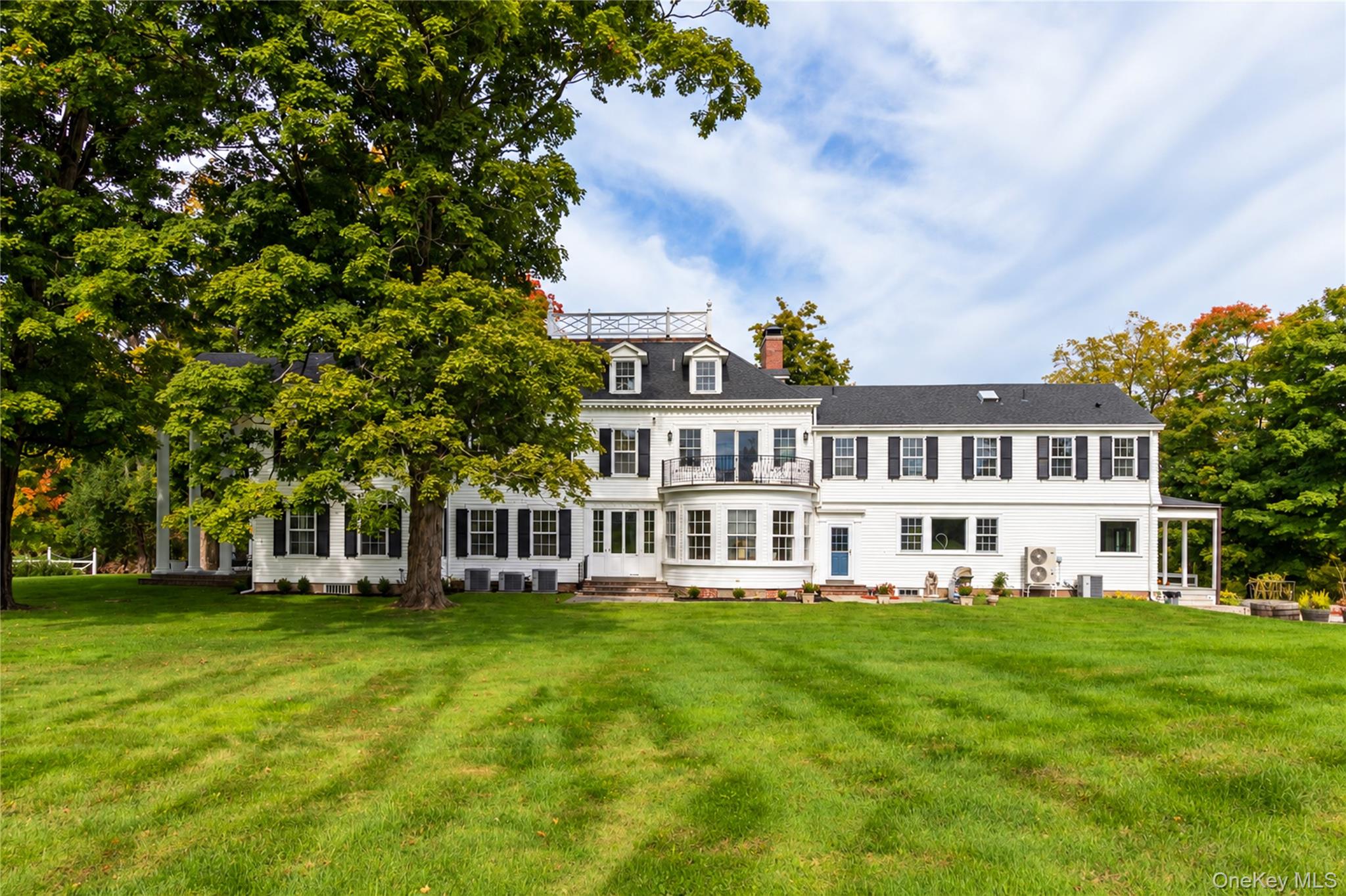 71-73 E Hook Road