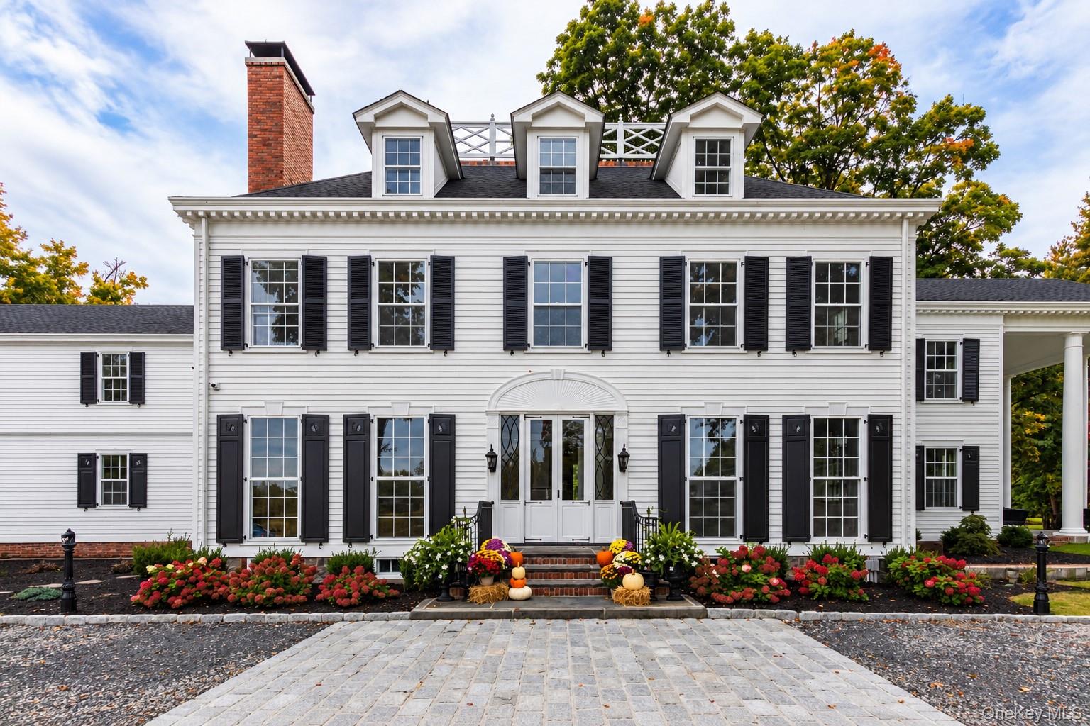 71-73 E Hook Road
