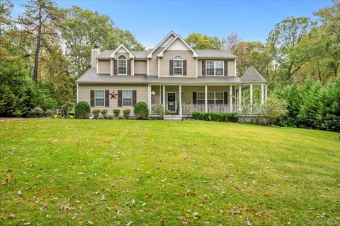 Photo of 10 Cedar Grove Terrace, Middle Island, NY 11953 (MLS # 924416)