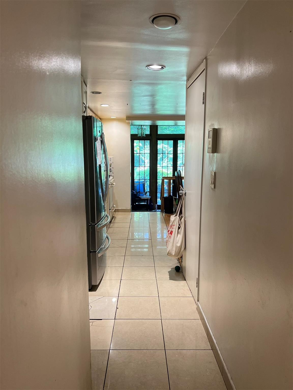 437 W 43rd Street 1A
