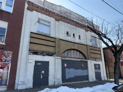 315 Broadway Newburgh NY 12550