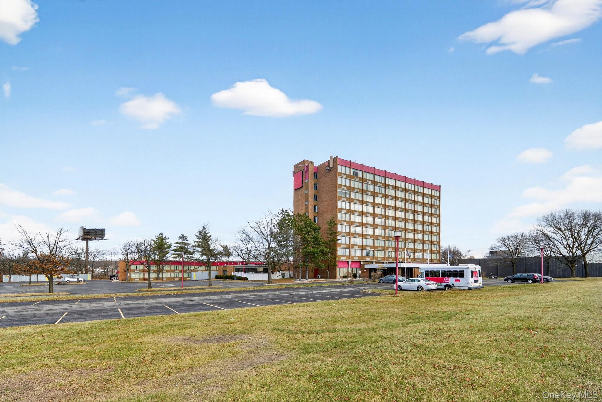 3 Watervliet Ave Ext