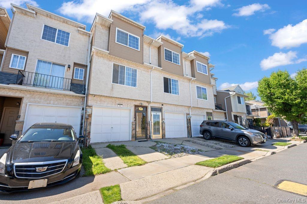 84 Long Pond Lane