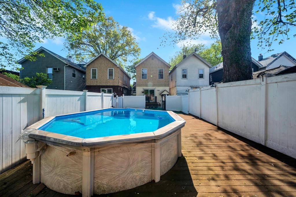 94-17 96 Street, Ozone Park, New York image 32