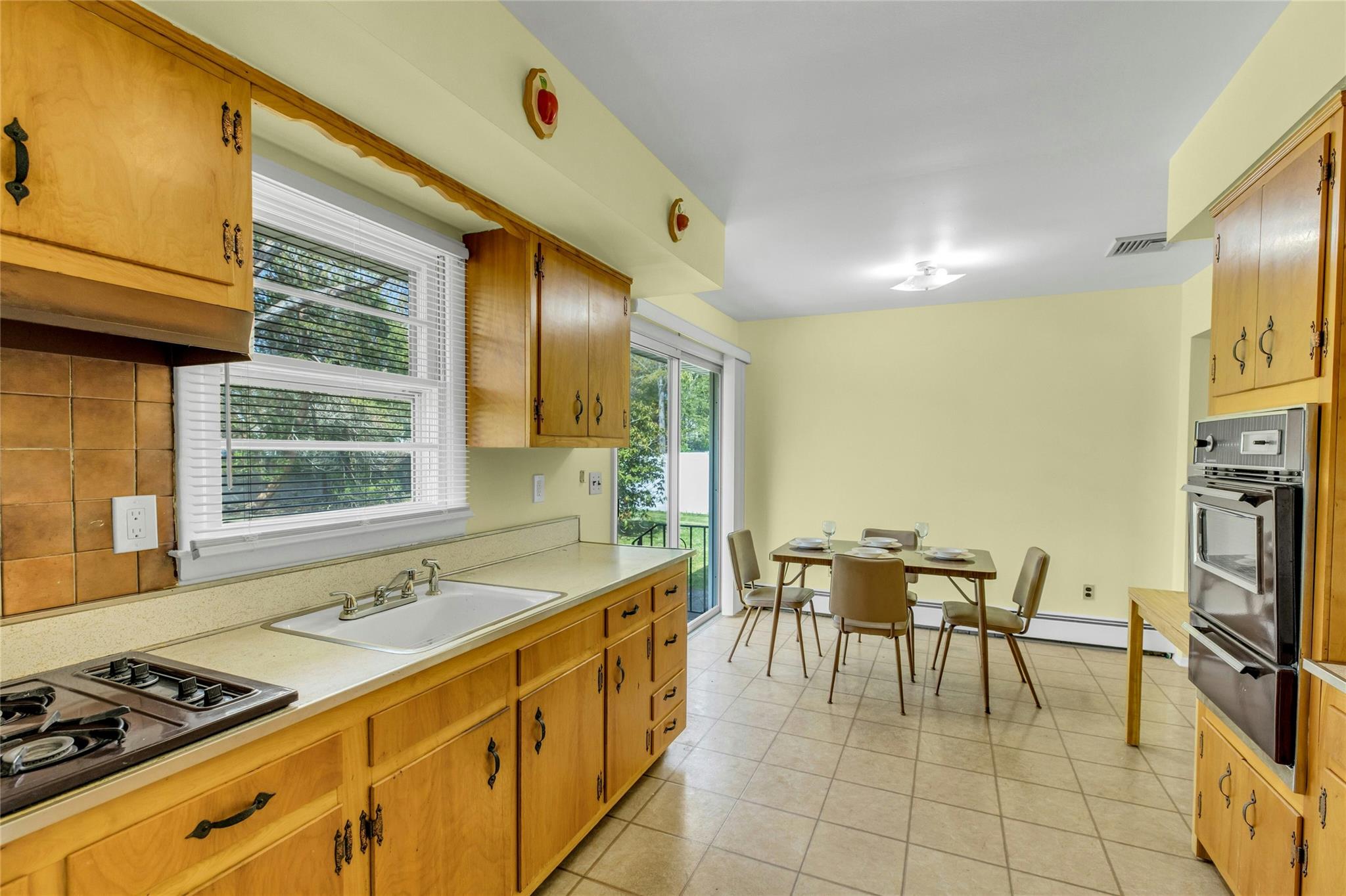 12 Harvard Drive, Hampton Bays, New York image 7
