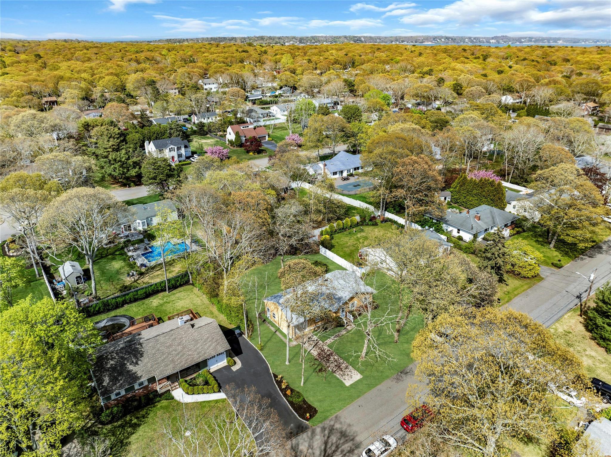 12 Harvard Drive, Hampton Bays, New York image 27