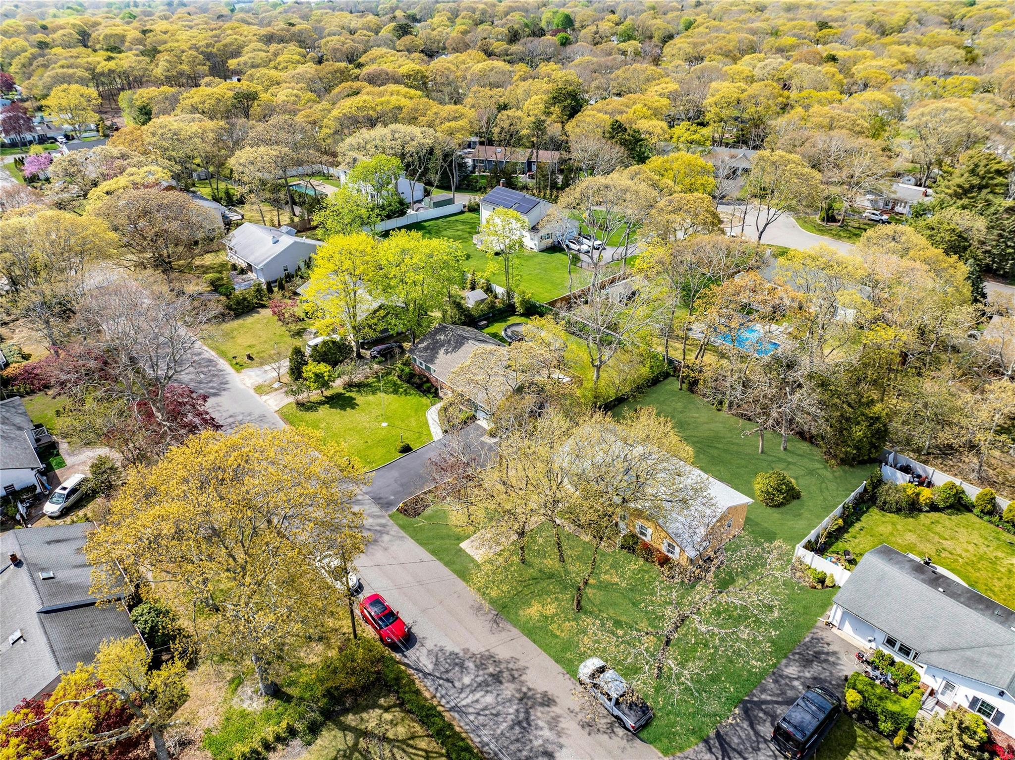 12 Harvard Drive, Hampton Bays, New York image 28