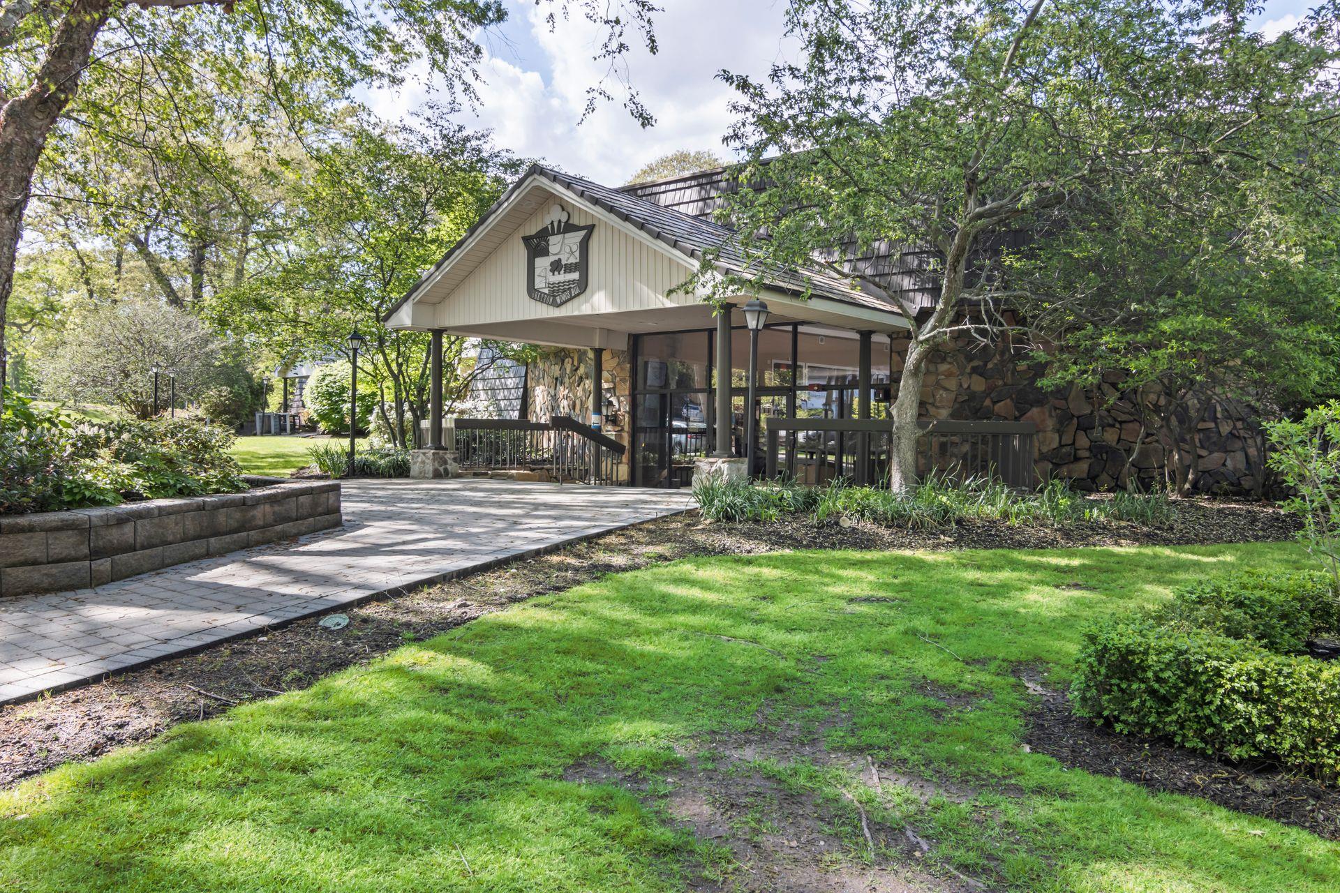 115 Birchwood Road, Coram, New York image 19