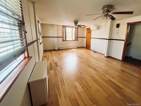 Apartment For Rent - 15 Van Brunt Road<br/> Far Rockaway, NY 11693