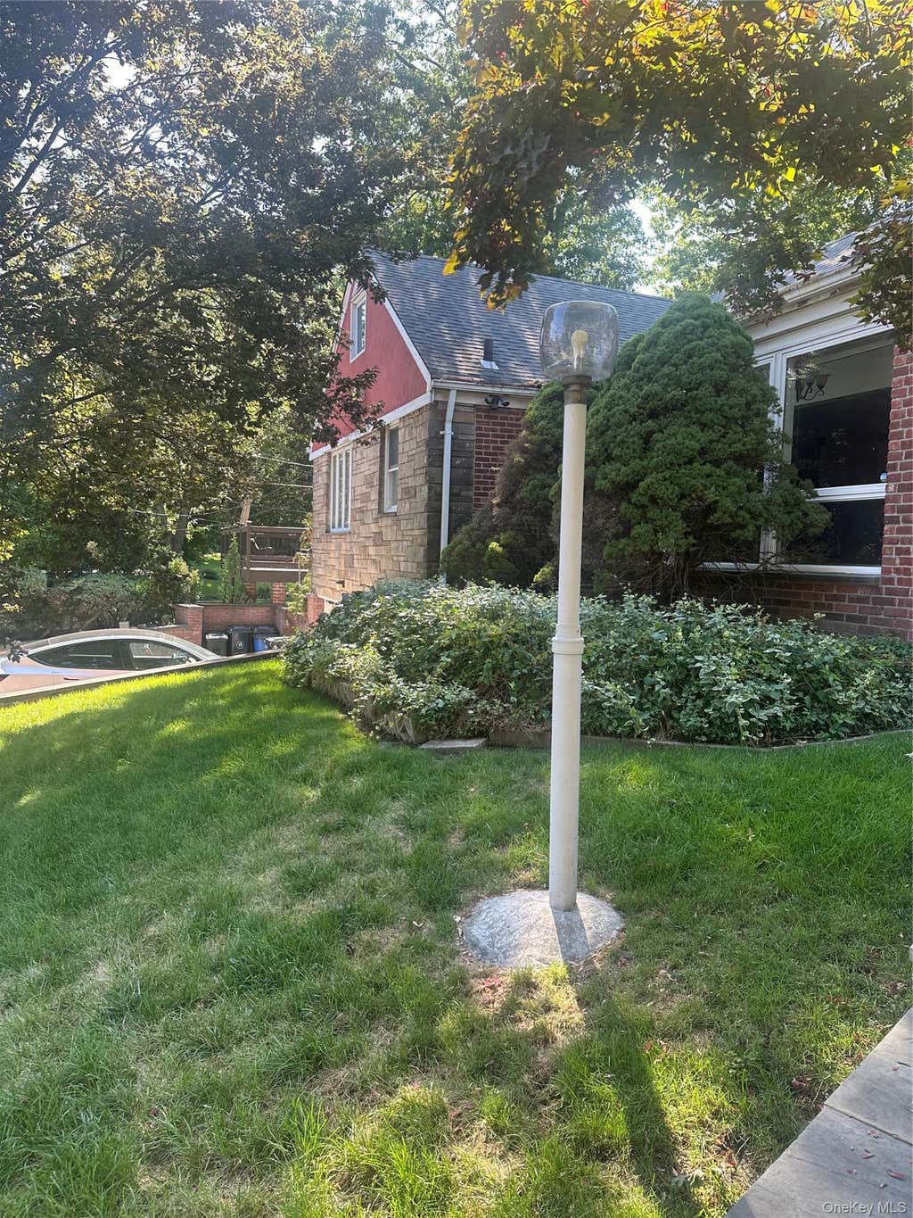 Photo of 193-25 Keno Avenue, Holliswood, NY 11423 (MLS # 1031190)