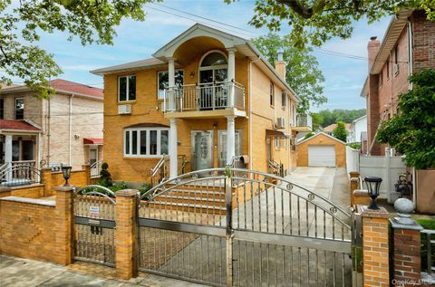 61-47 231 Street Bayside NY 11364