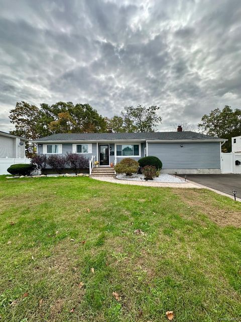 Photo of 21 Francisco Avenue, Central Islip, NY 11722 (MLS # 924884)