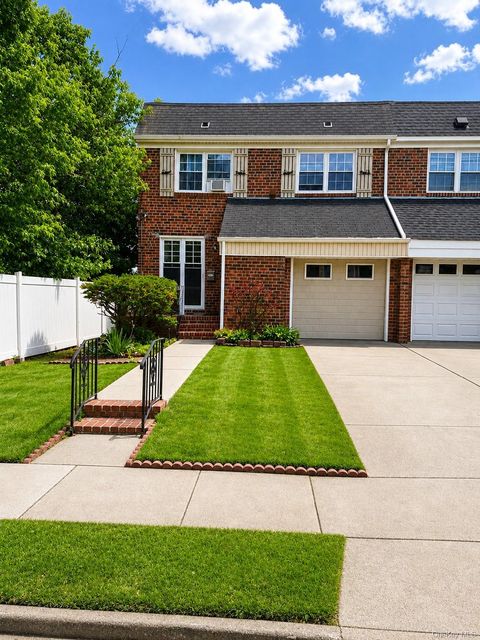 Homes For Sale - 12508 Defoe Street<br/> Springfield Gardens, NY 11413