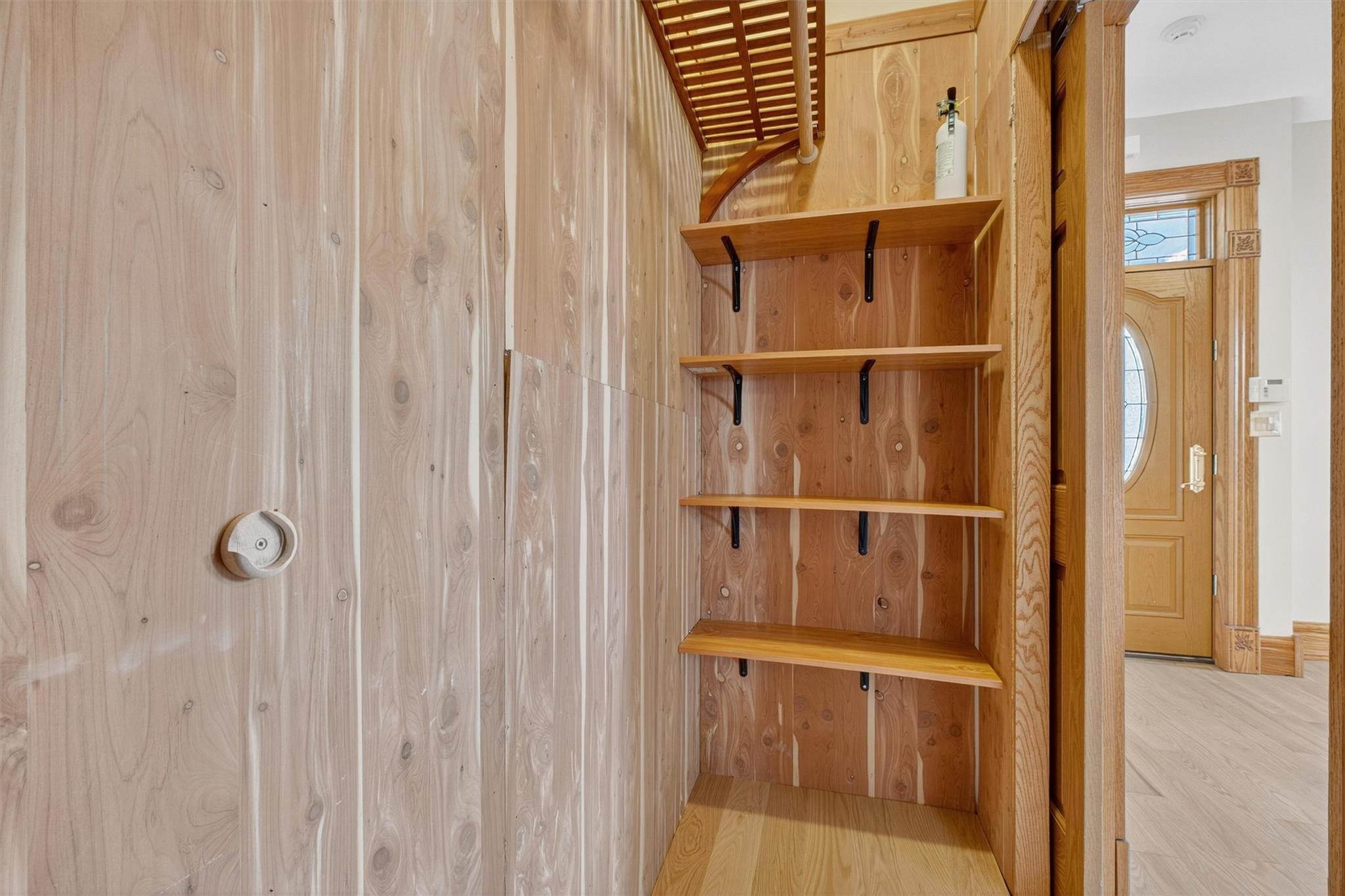 Beacon, New York 12508, United States, ,1 BathroomBathrooms,Residential,Active,179213