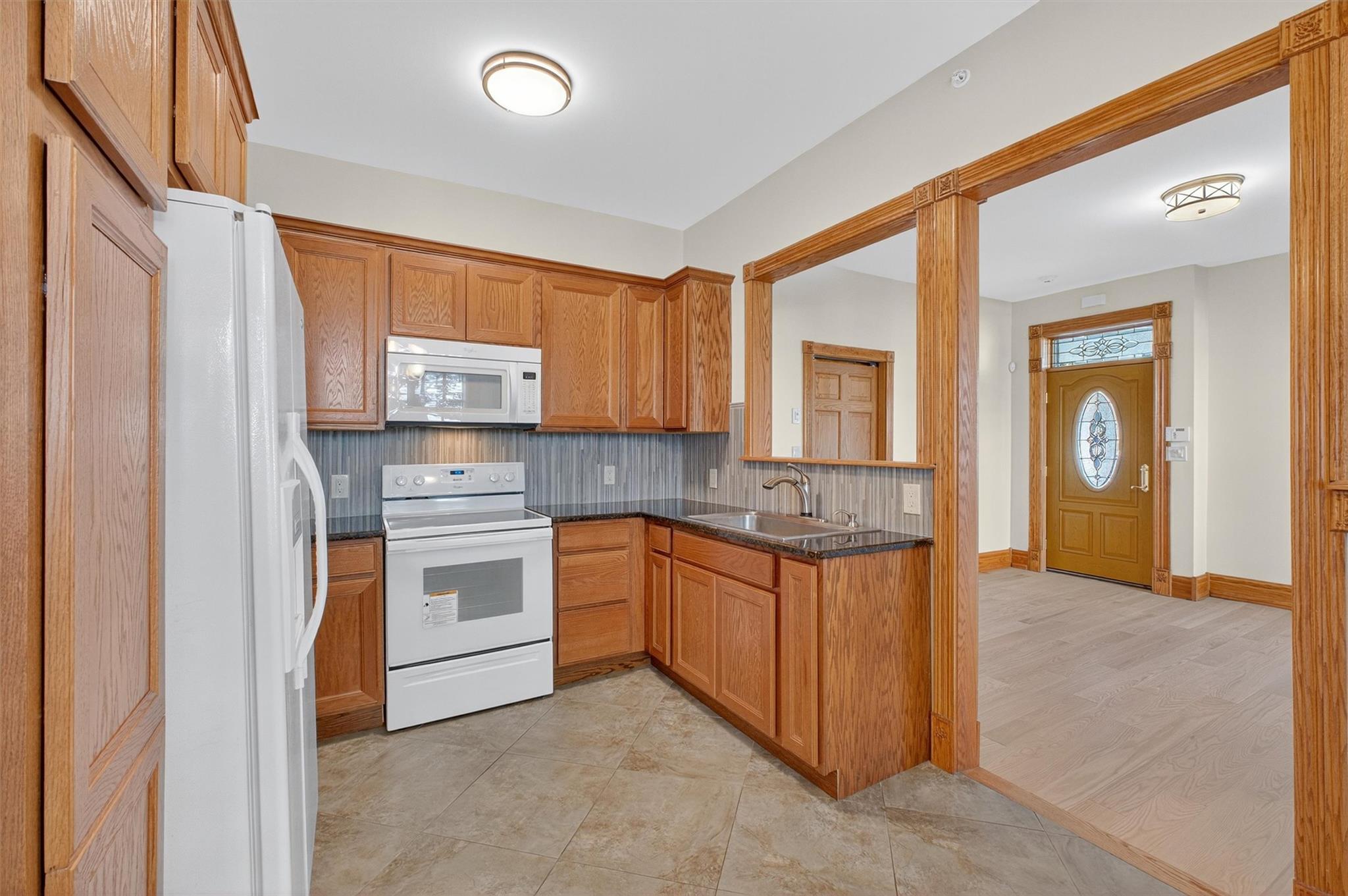 Beacon, New York 12508, United States, ,1 BathroomBathrooms,Residential,Active,179213