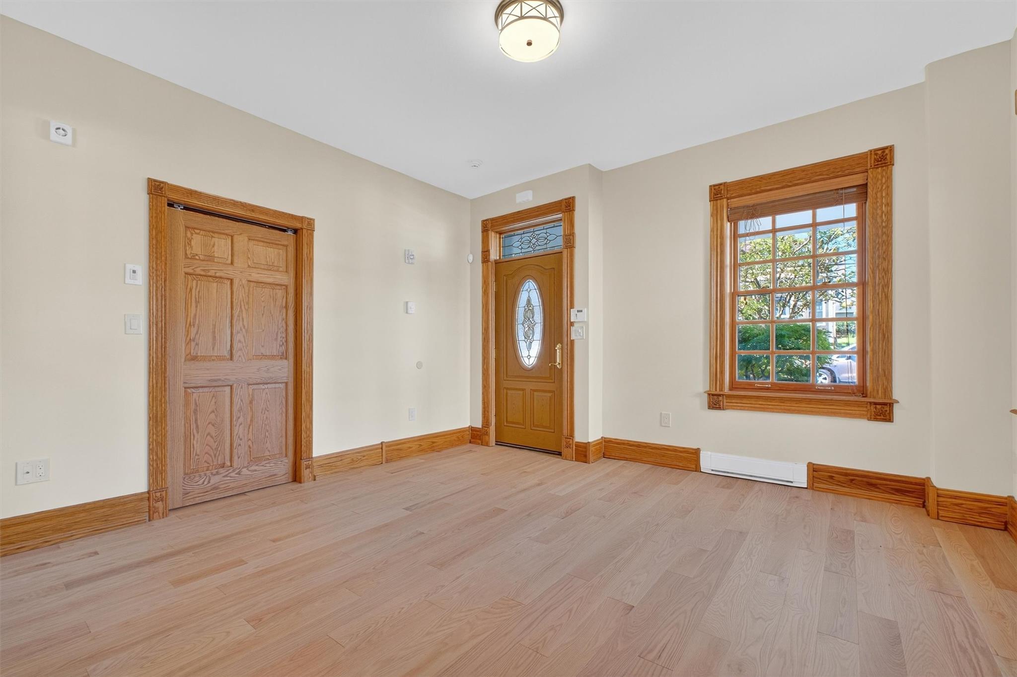 Beacon, New York 12508, United States, ,1 BathroomBathrooms,Residential,Active,179213