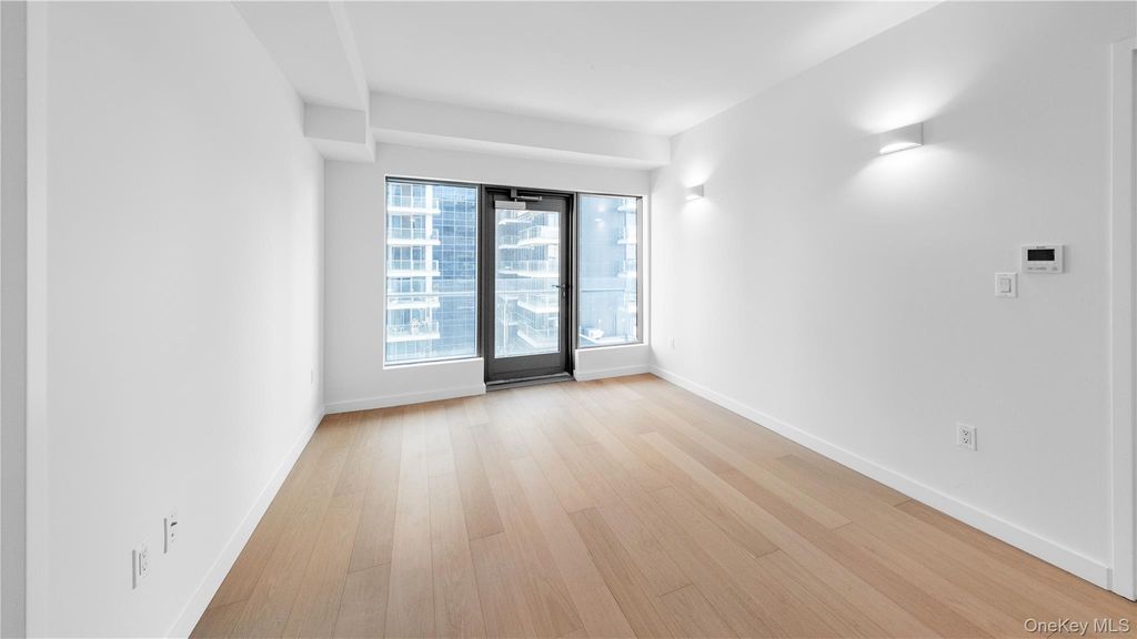 Photo of 33-71 Prince Street #6C, Flushing, NY 11354 (MLS # 946377)