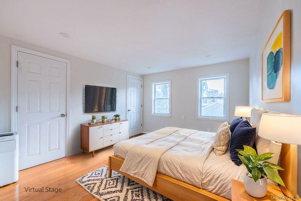 Photo of 15424 13th Avenue, Beechhurst, NY 11357 (MLS # 946176)