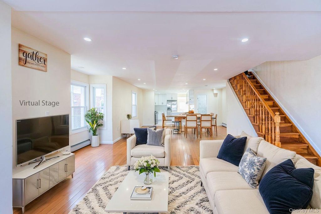 Photo of 15424 13th Avenue, Beechhurst, NY 11357 (MLS # 946176)