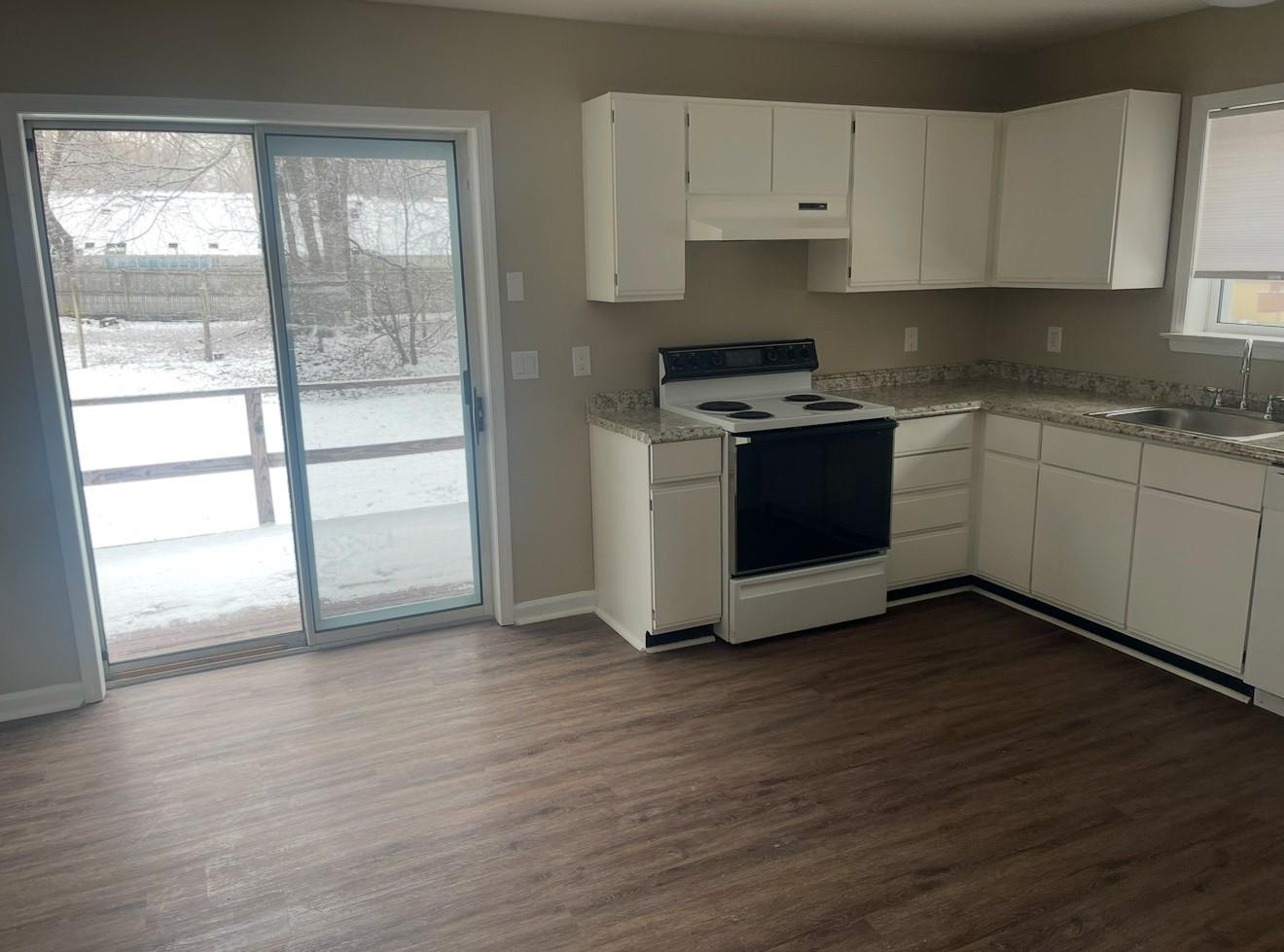 Rental Property at Bahret Avenue, Poughkeepsie, New York - Bedrooms: 2 
Bathrooms: 1 
Rooms: 2  - $2,000 MO.