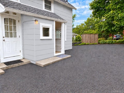 Apartment For Rent - 245 W. Glenville Road<br/> Greenwich, CT 06831