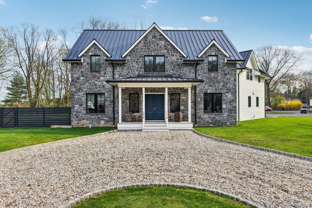 Photo of 7 Marycrest Road, West Nyack, NY 10994 (MLS # 983309)