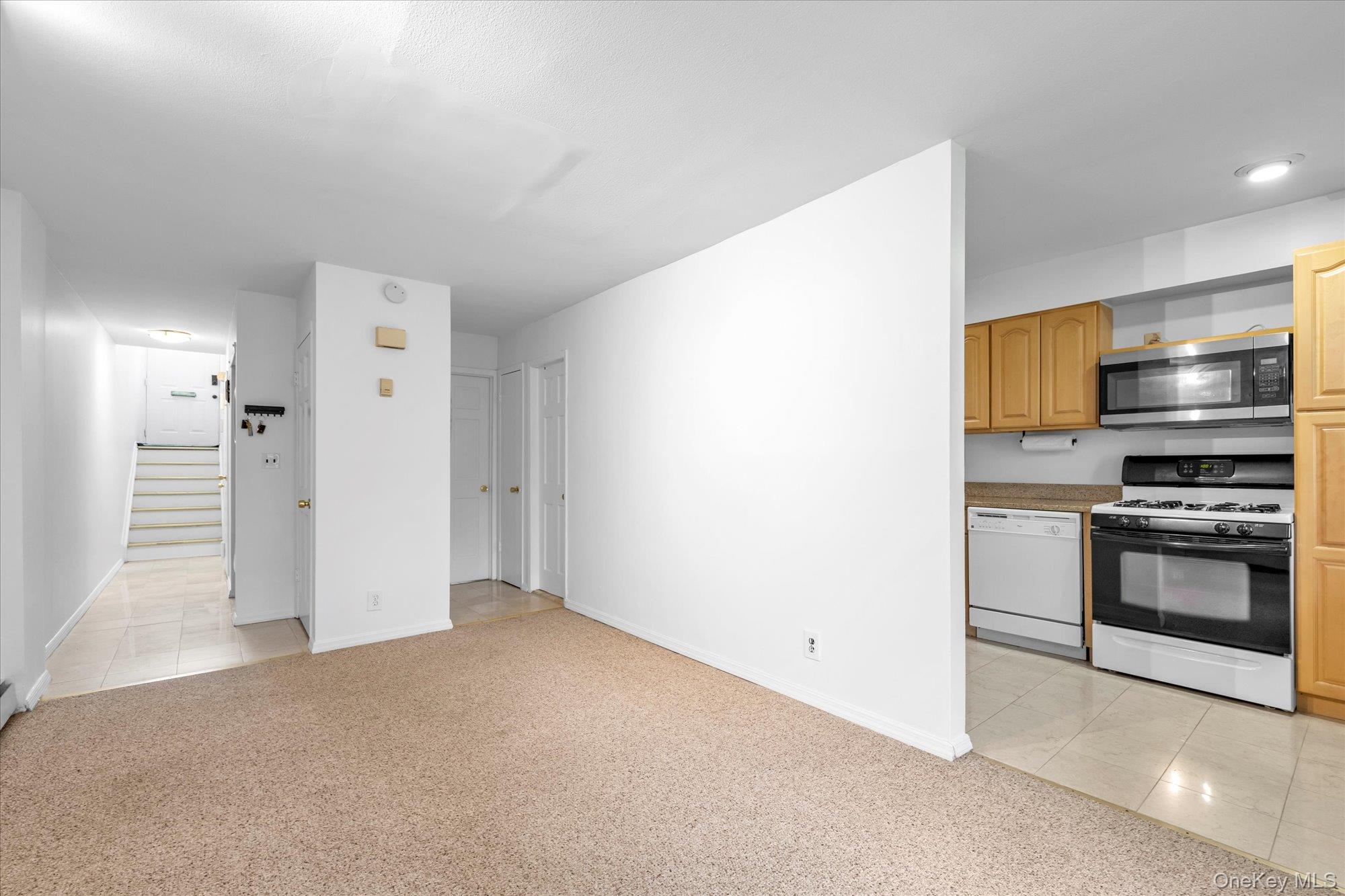 2-20 Capstan Court 102B