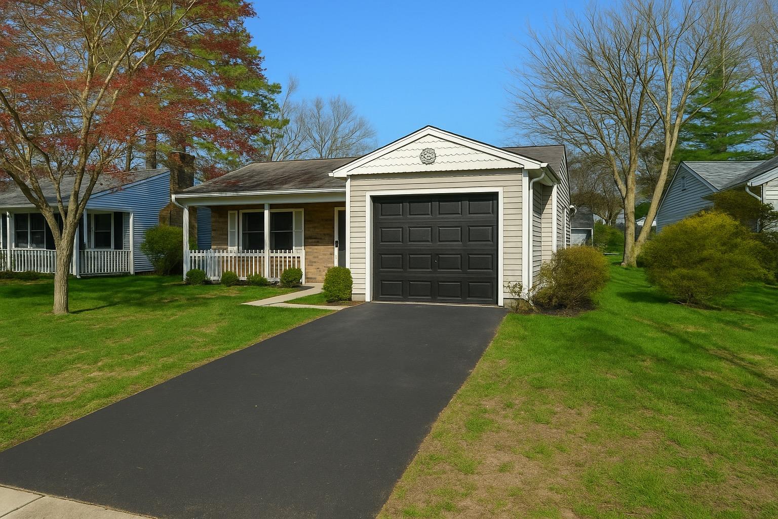 156 Laurance Lane, Ridge, New York image 2