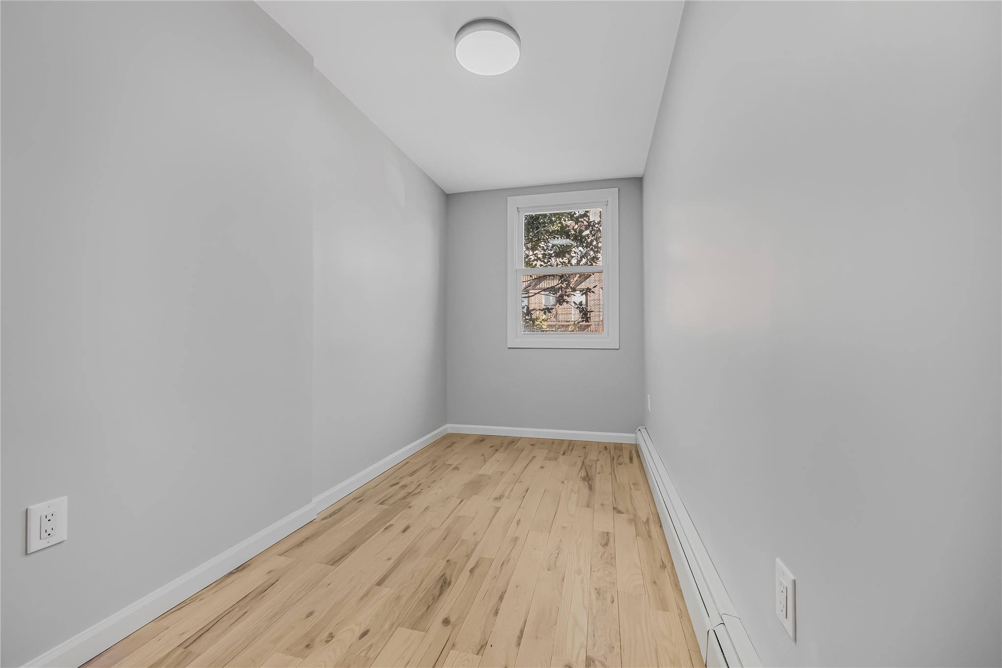 2561 Radcliff Avenue, Bronx, New York image 29