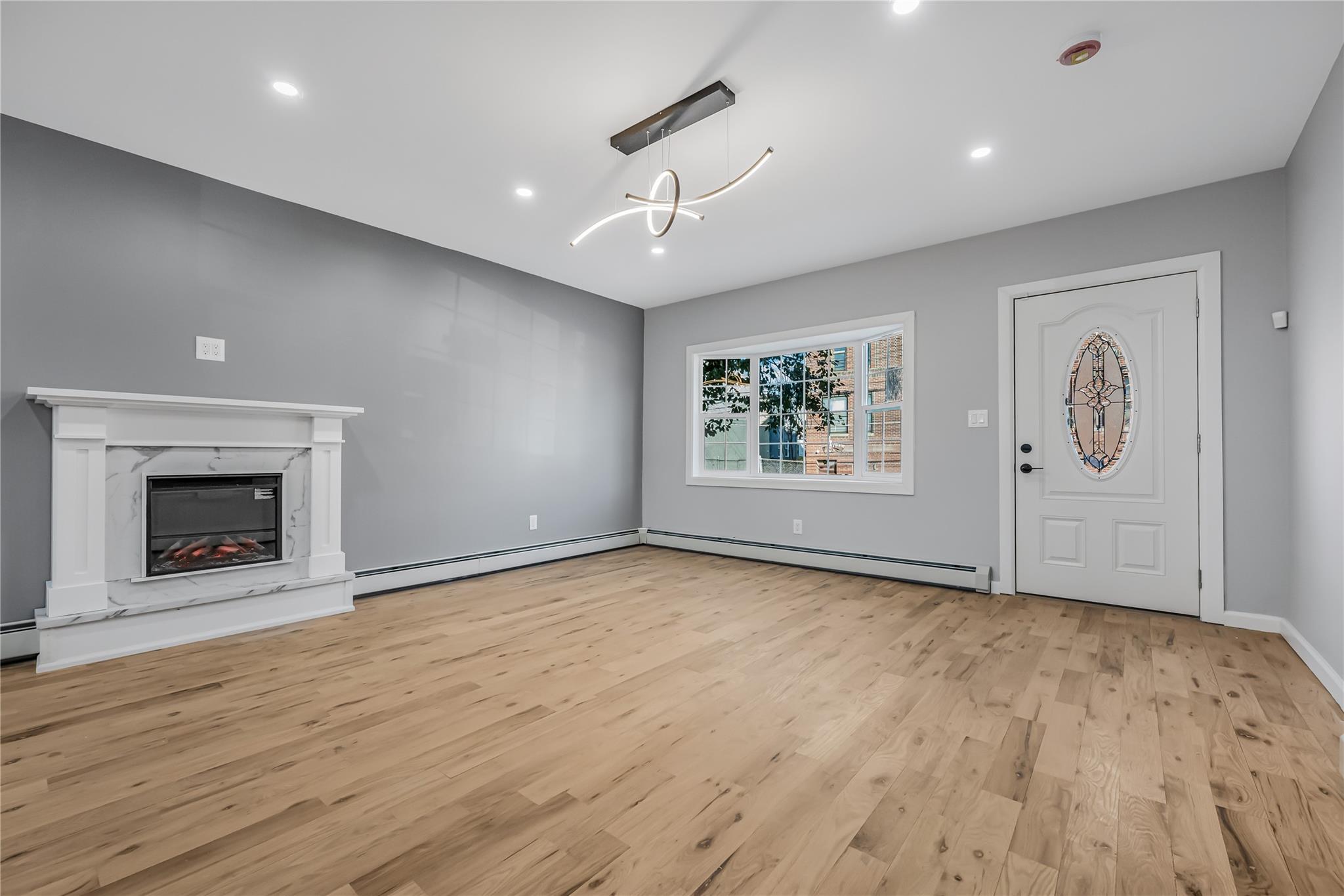 2561 Radcliff Avenue, Bronx, New York image 14