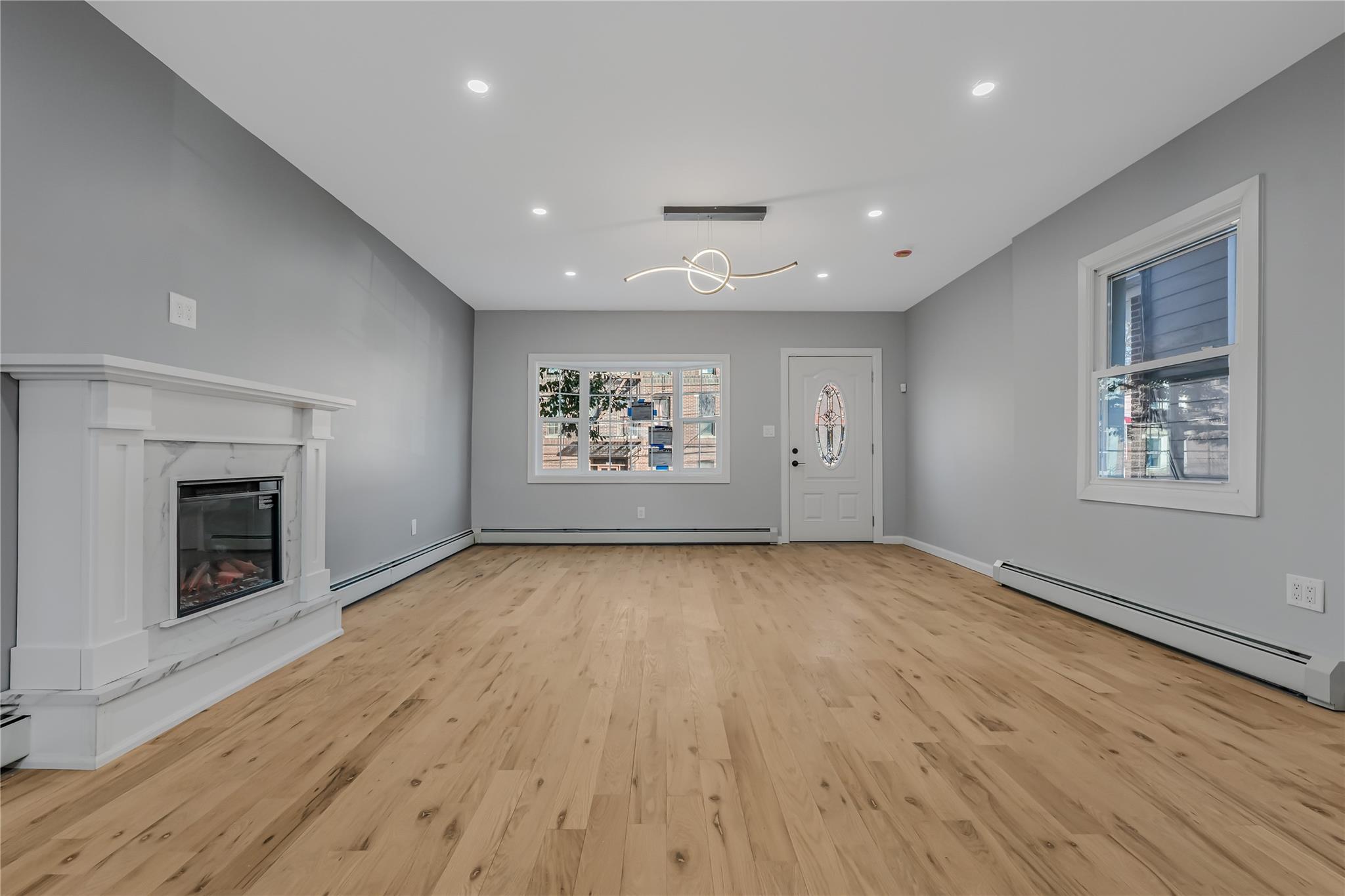 2561 Radcliff Avenue, Bronx, New York image 15