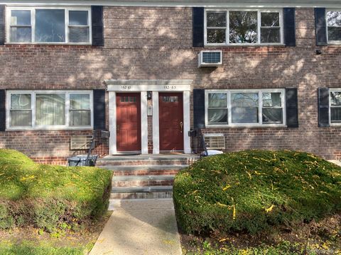 Photo of 152-63 Jewel Avenue #1FL, Flushing, NY 11367 (MLS # 927933)