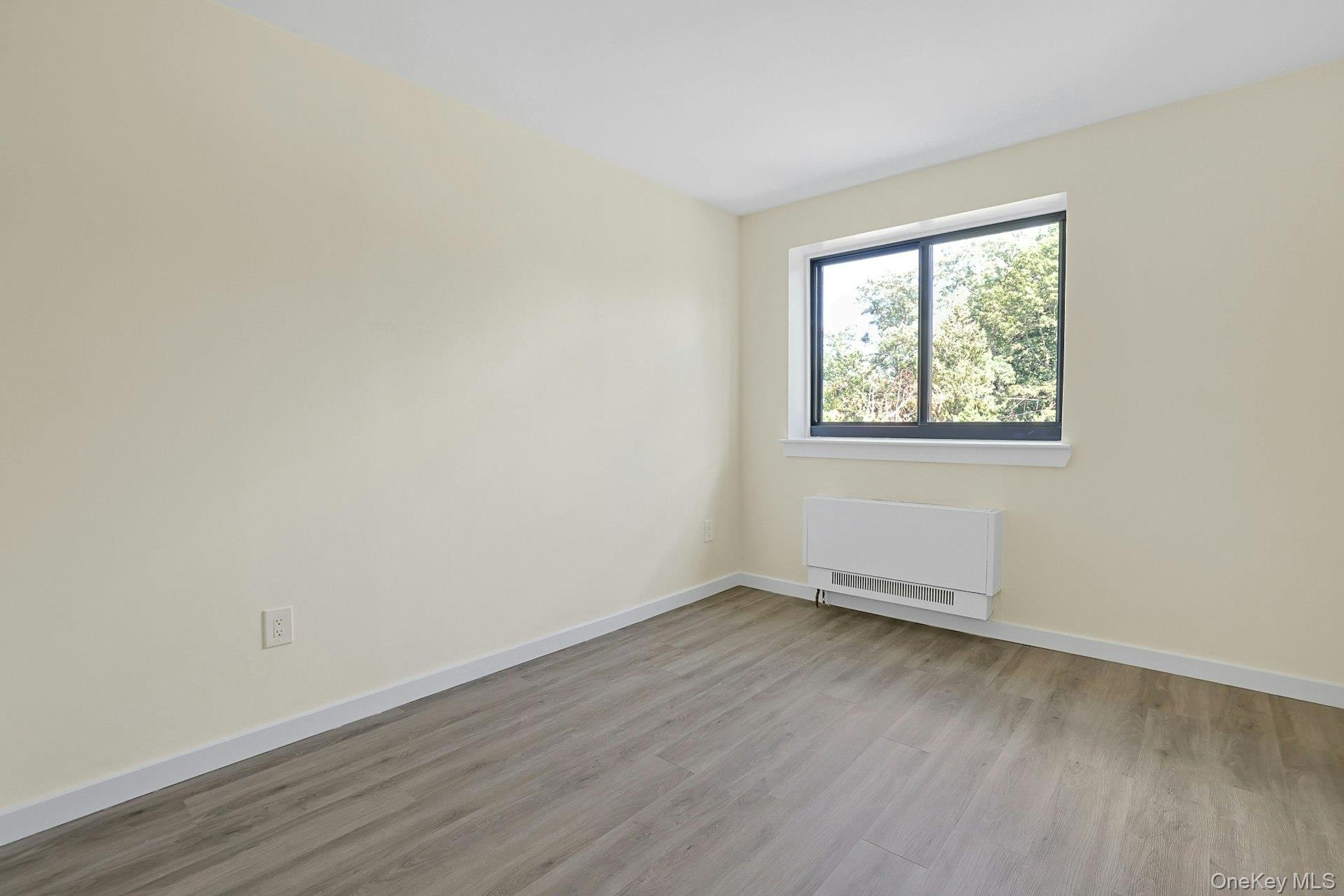 Yonkers, New York 10710, United States, 2 Bedrooms Bedrooms, ,2 BathroomsBathrooms,Residential,Active,209118