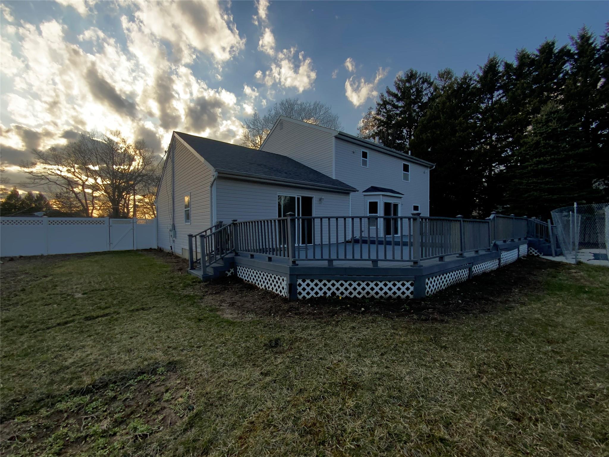 283 Blue Point Road, Farmingville, New York image 22