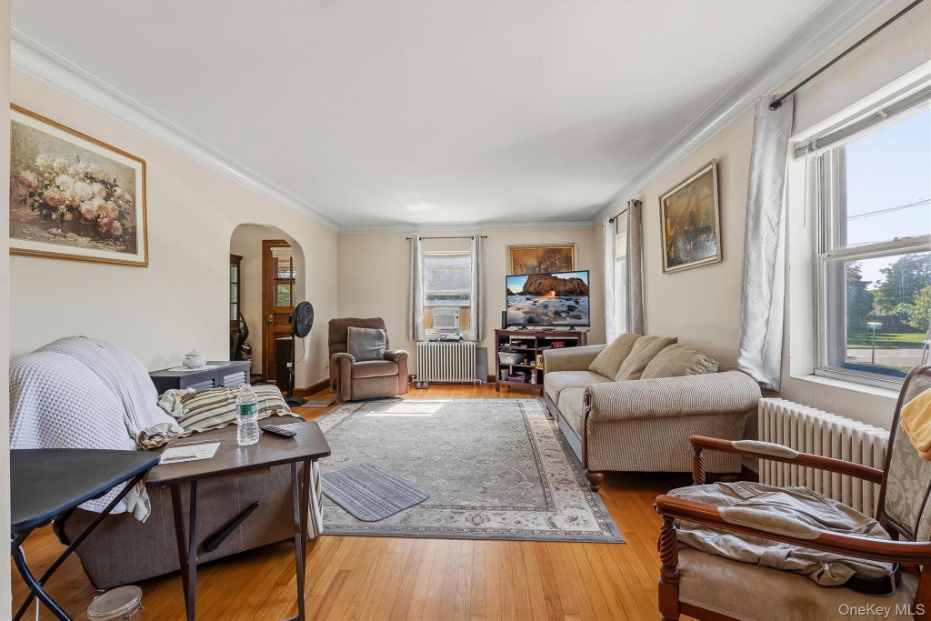 Photo of 176 Broadway, Verplanck, NY 10596 (MLS # 1054655)