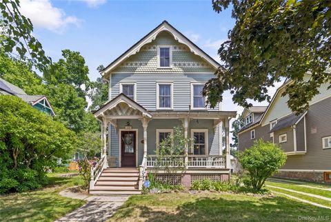 Homes For Sale - 215 Walnut Street<br/> Peekskill, NY 10566