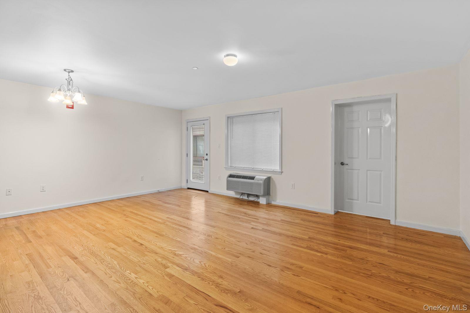 160 Chatterton Avenue 1 B