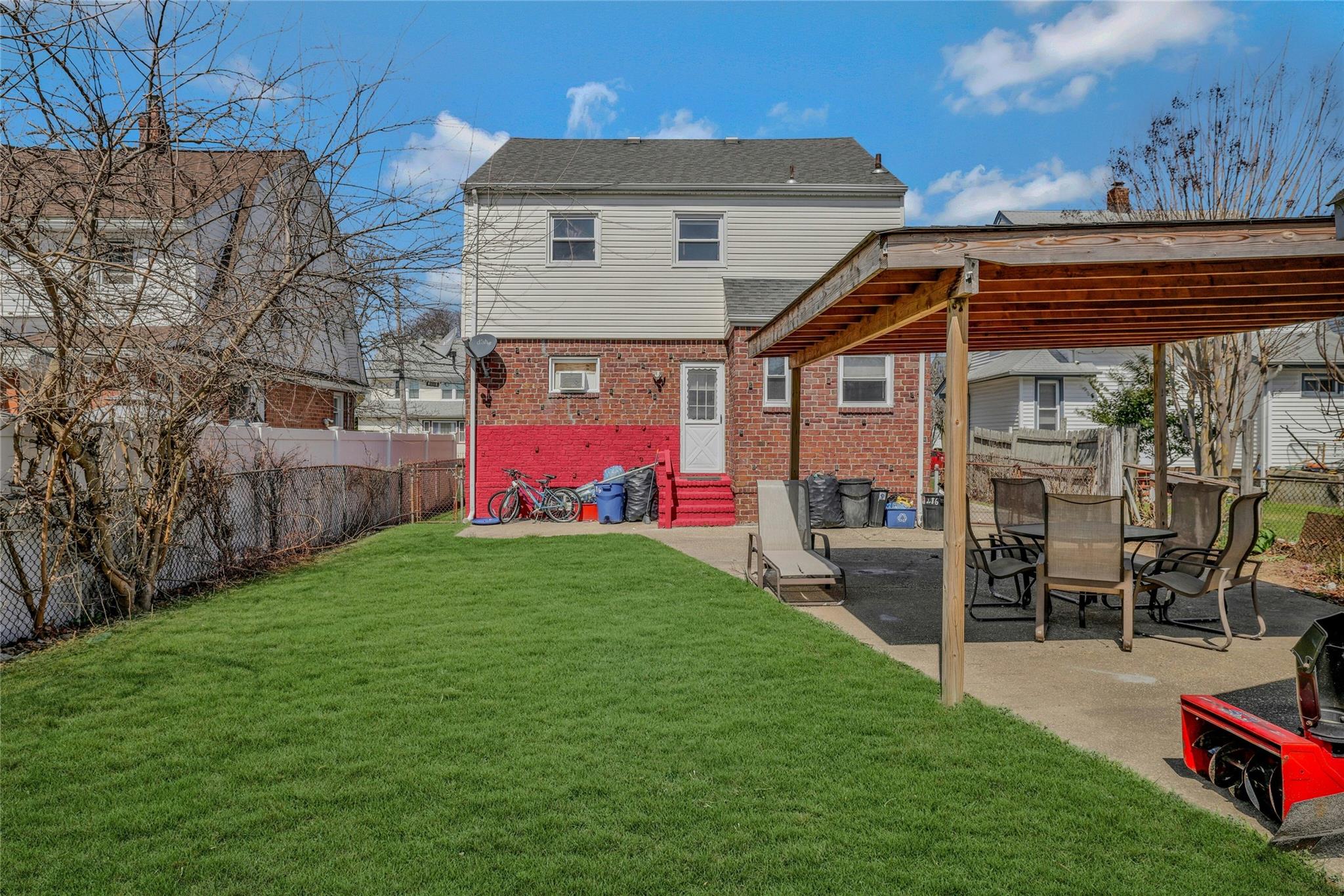286 Grand Avenue, Freeport, New York image 28