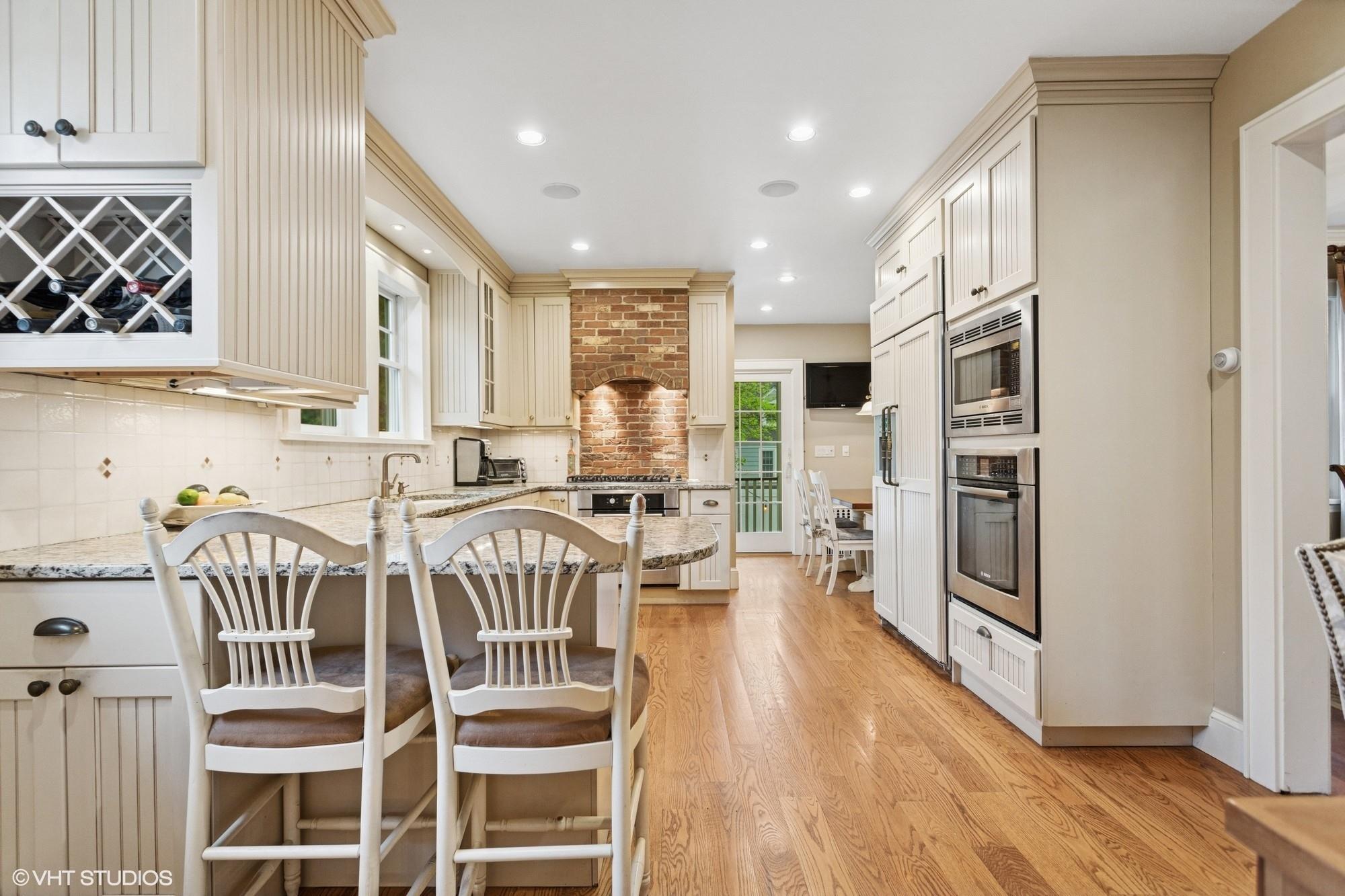 42 Hillcrest Avenue, Larchmont, New York image 29