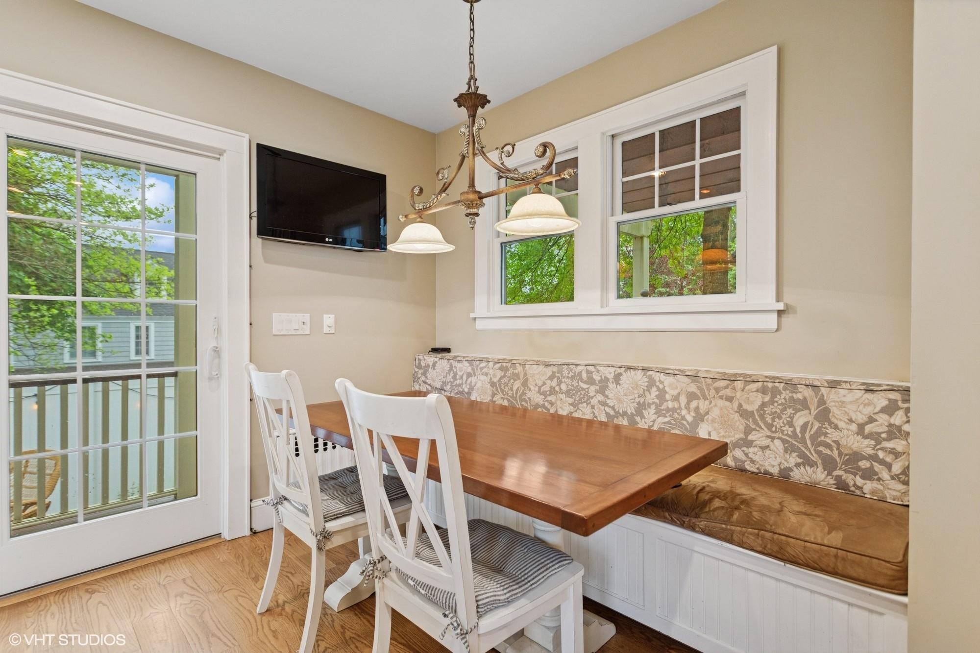 42 Hillcrest Avenue, Larchmont, New York image 9