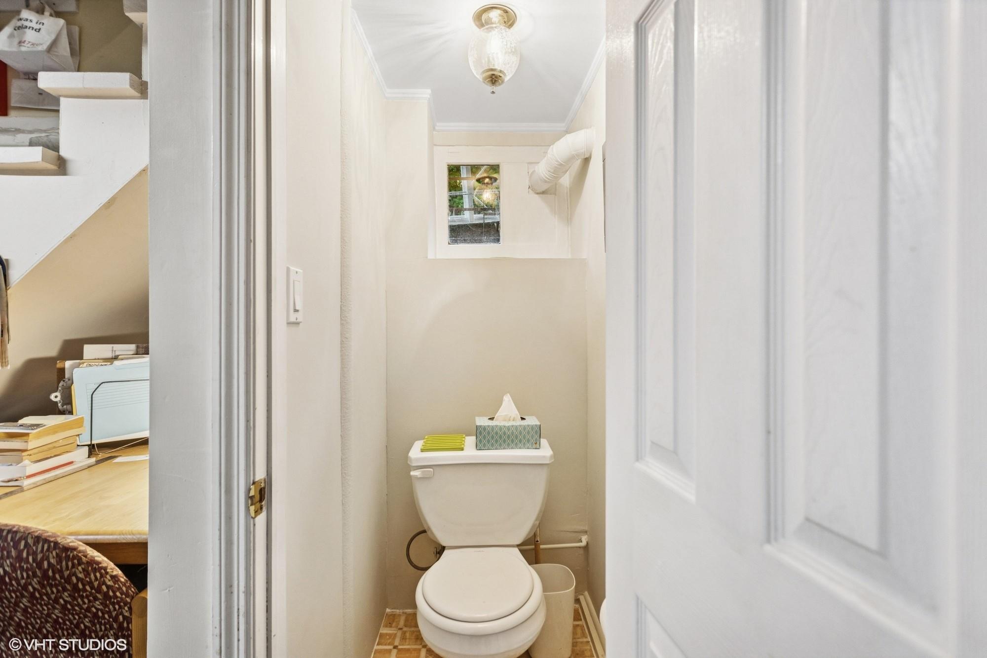 42 Hillcrest Avenue, Larchmont, New York image 32