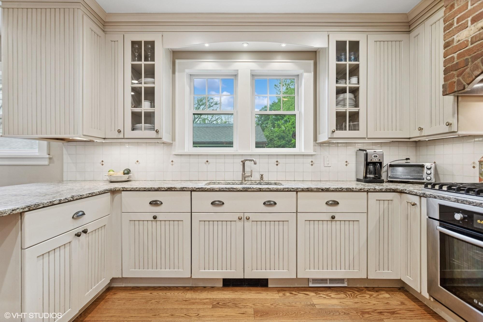 42 Hillcrest Avenue, Larchmont, New York image 28
