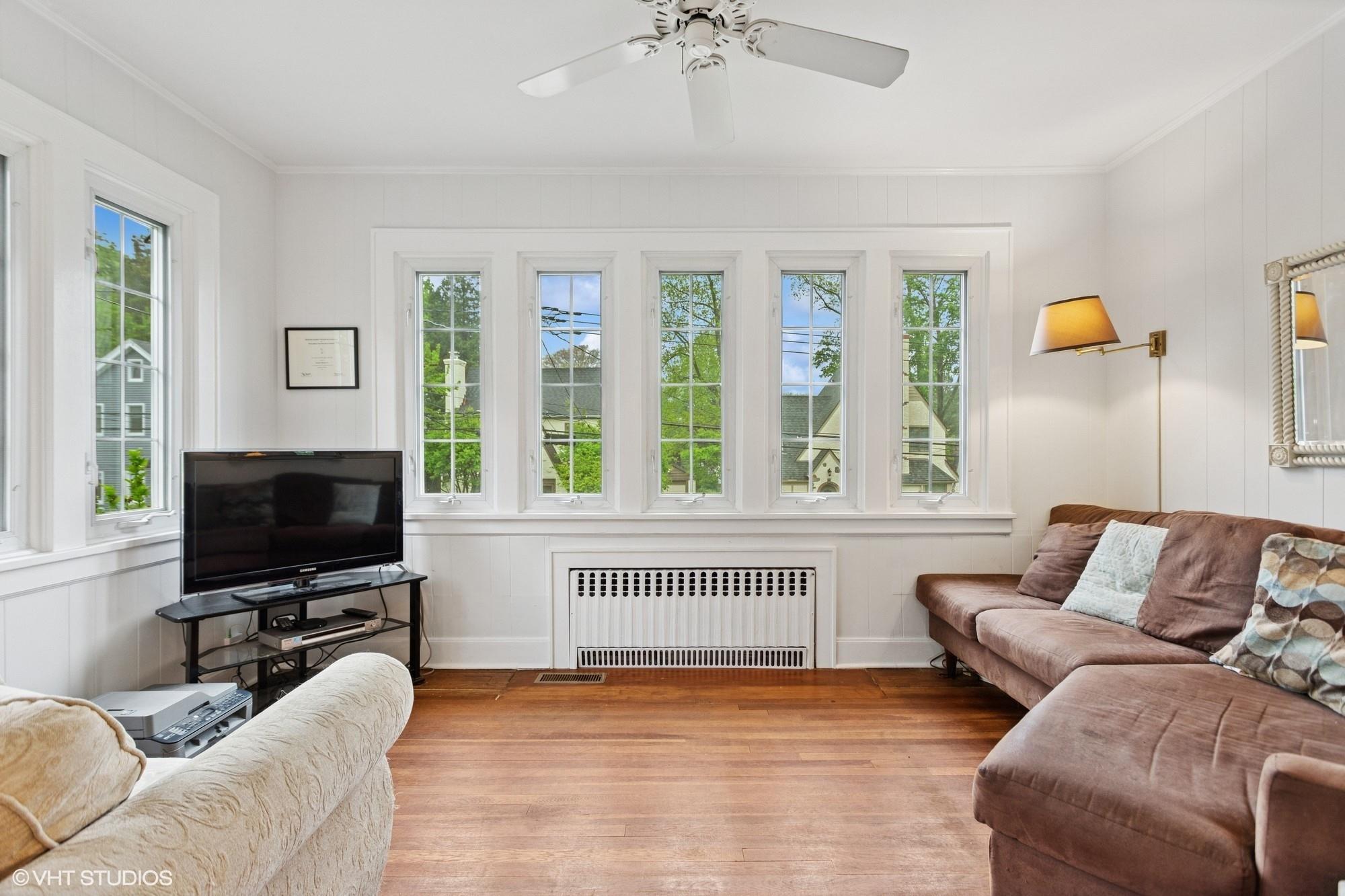 42 Hillcrest Avenue, Larchmont, New York image 5