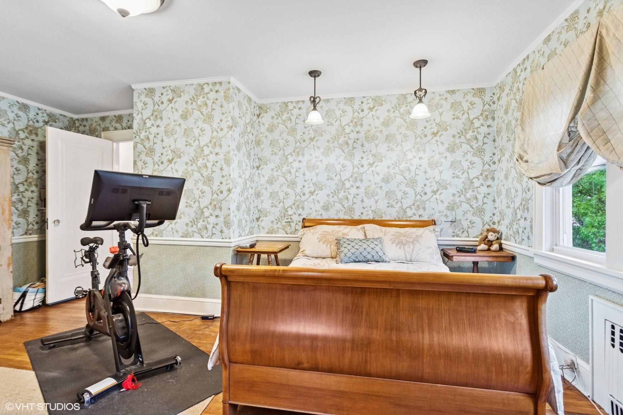 42 Hillcrest Avenue, Larchmont, New York image 16