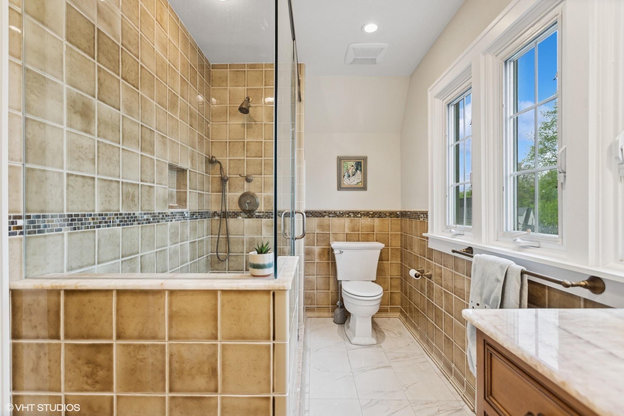 42 Hillcrest Avenue, Larchmont, New York image 18