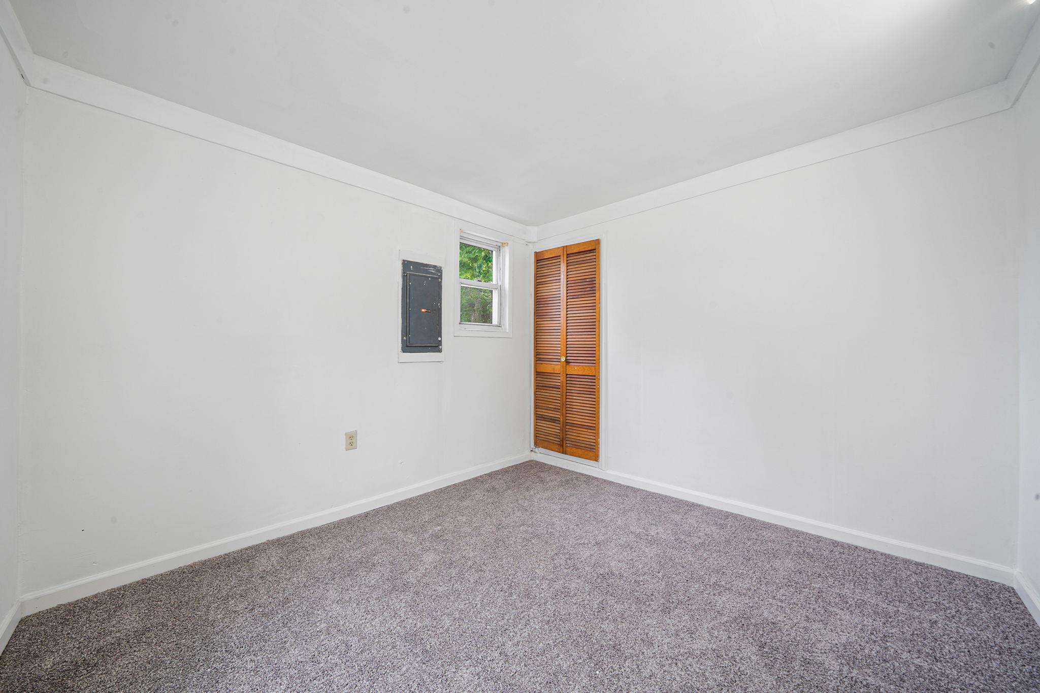 760 Spur Drive, Bay Shore, New York image 18