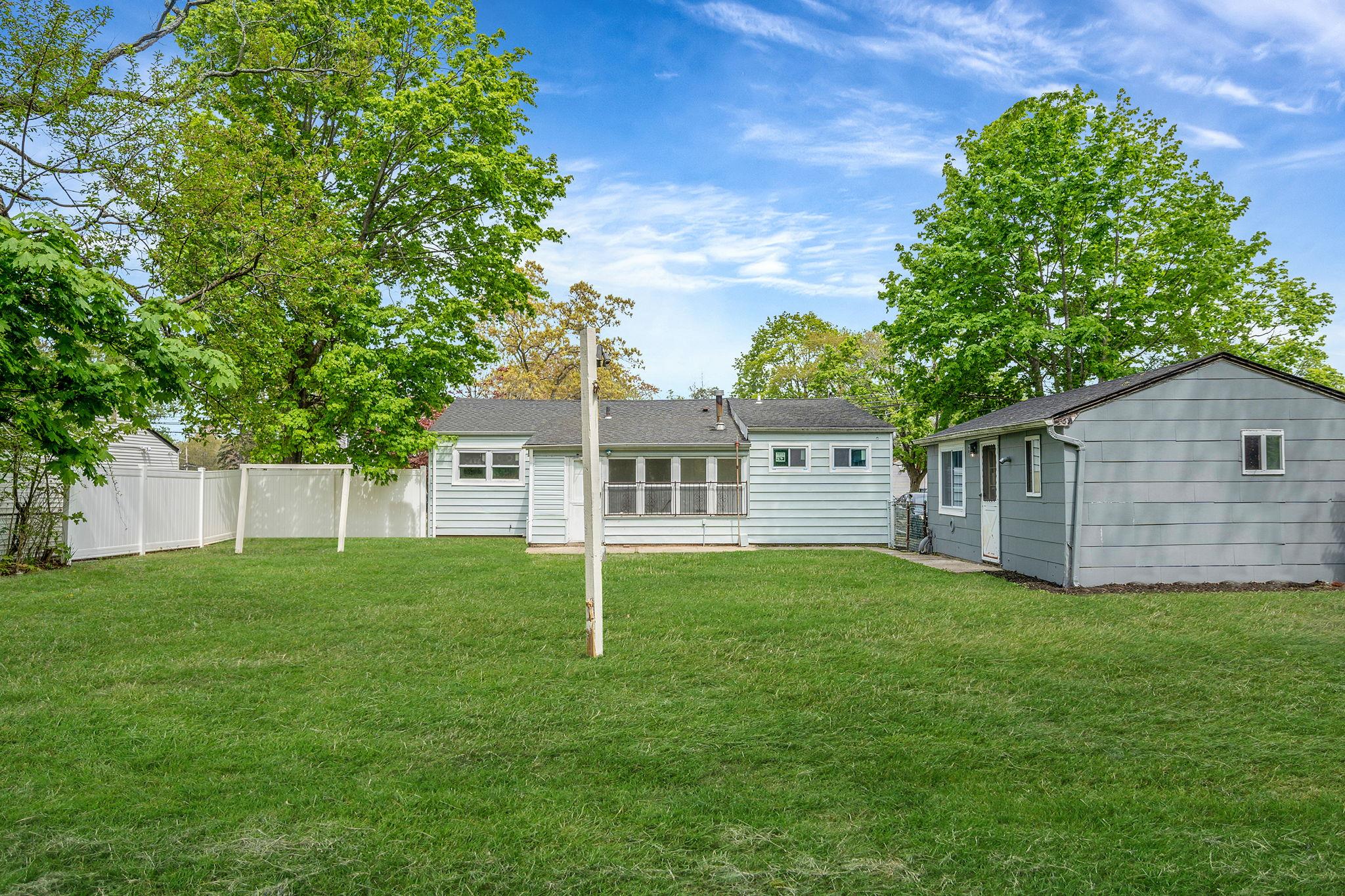 760 Spur Drive, Bay Shore, New York image 8