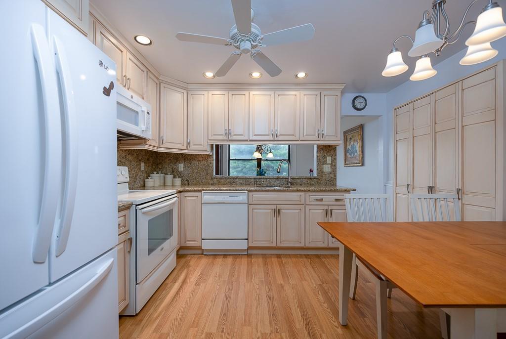 349 Sierra Vista Lane, Valley Cottage, New York image 21