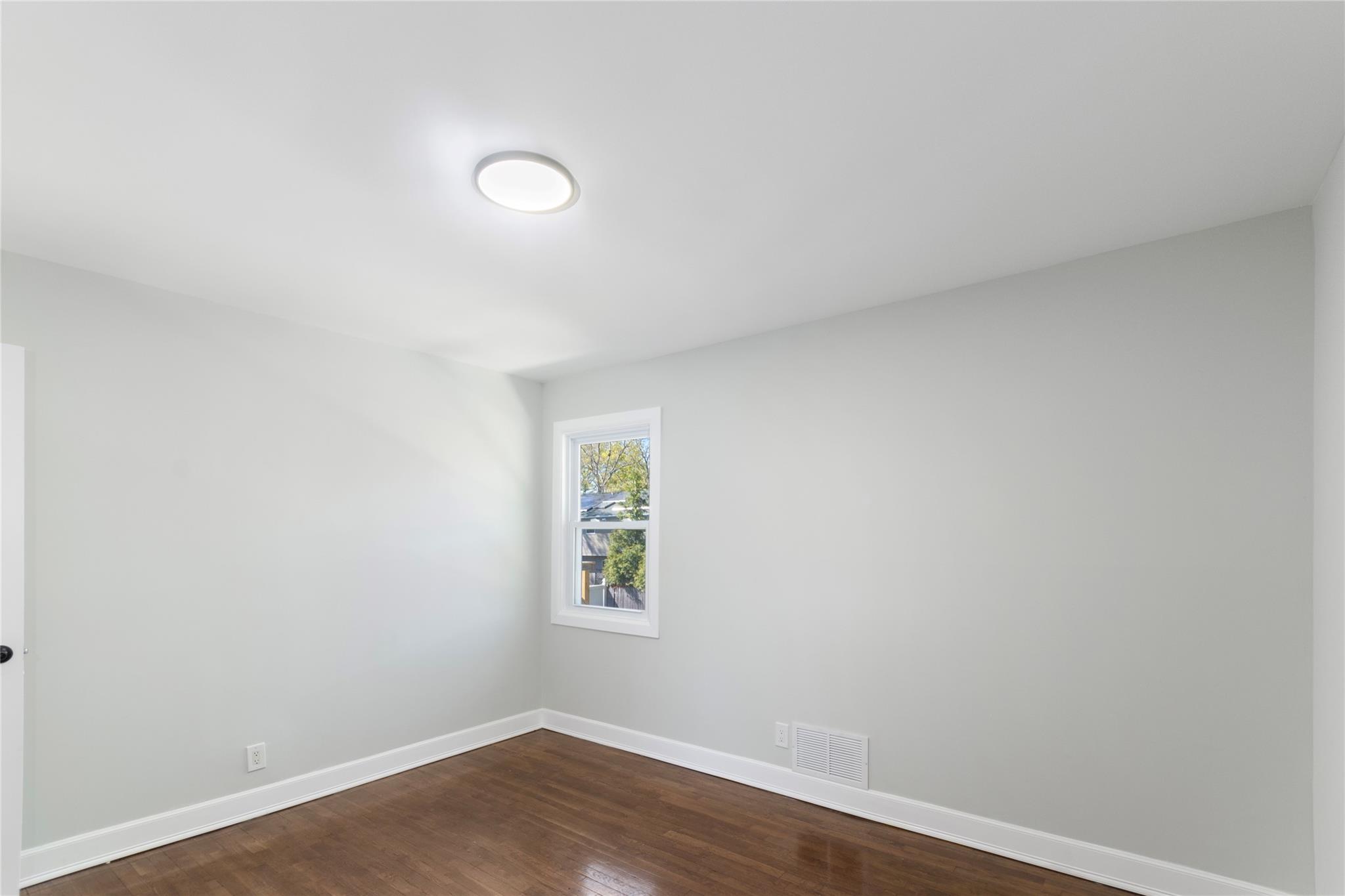39 Lawn Street, Greenlawn, New York image 6